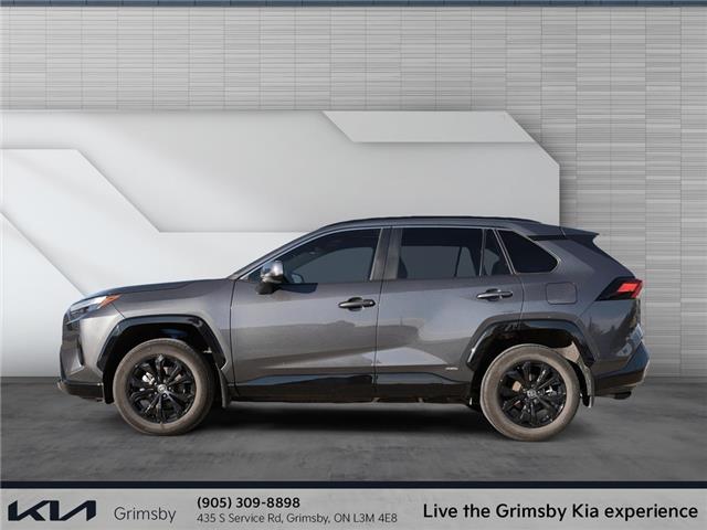 2025 Toyota RAV4 Hybrid Se | DASH CAM | AWD | SUN ROOF | CAR PLAY (Stk: U3236) in Grimsby - Image 3 of 19