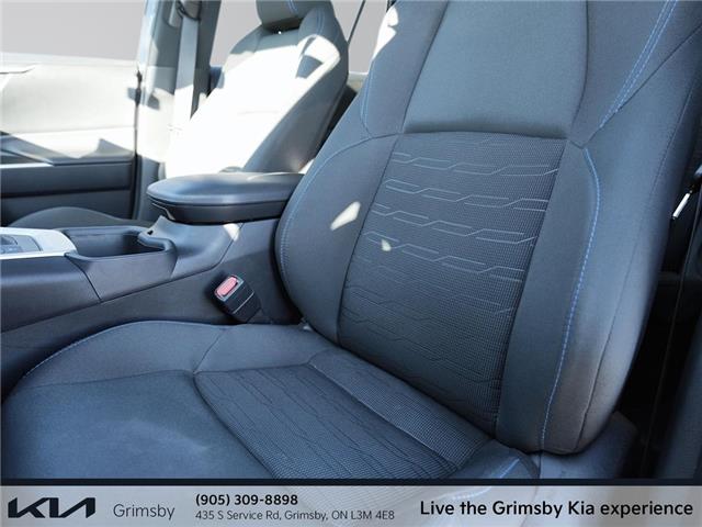 2025 Toyota RAV4 Hybrid Se | DASH CAM | AWD | SUN ROOF | CAR PLAY (Stk: U3236) in Grimsby - Image 14 of 19