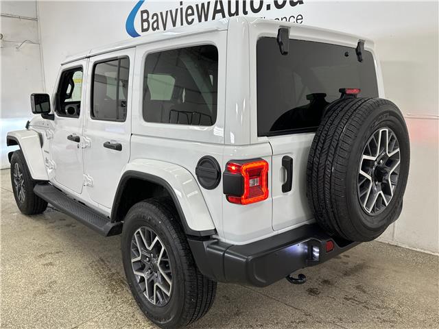 2024 Jeep Wrangler Sahara (Stk: 43664J) in Belleville - Image 5 of 32
