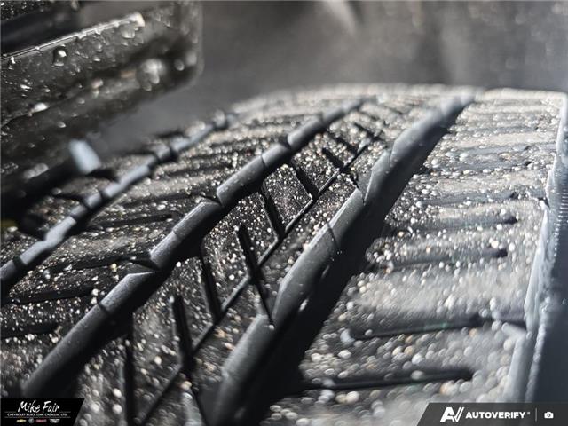 2027 Chevrolet Bolt LT (Stk: 27000) in Perth - Image 7 of 25