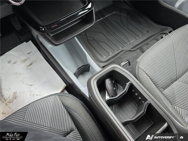 2027 Chevrolet Bolt LT (Stk: 27000) in Perth - Image 18 of 25