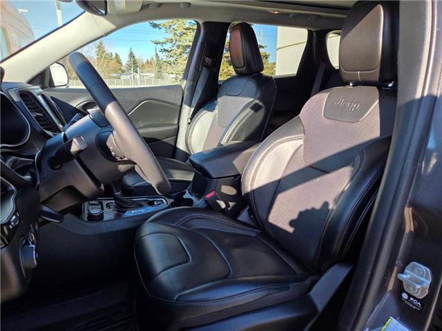 2023 Jeep Cherokee Altitude (Stk: 7106) in Calgary - Image 8 of 9