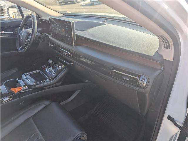 2023 Lincoln Nautilus Reserve (Stk: T-946A) in Calgary - Image 13 of 29