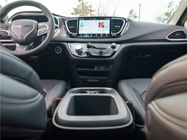 2026 Chrysler Grand Caravan SXT (Stk: T187182) in Surrey - Image 12 of 21