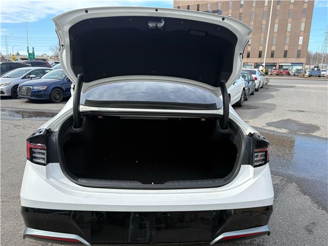 2025 Hyundai Sonata Preferred-Trend (Stk: 260131) in Ottawa Central - Image 11 of 34