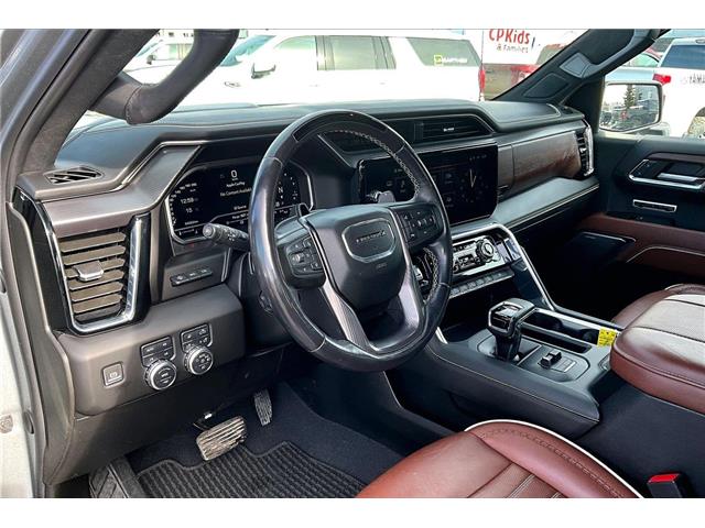 2024 GMC Sierra 1500 Denali Ultimate (Stk: 68642U) in Calgary - Image 13 of 34
