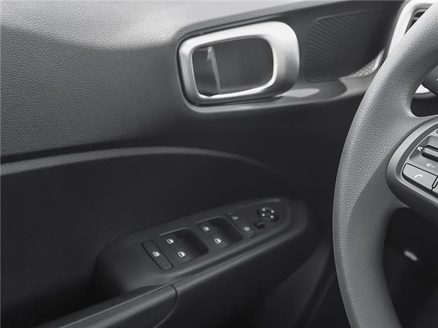 2026 Hyundai Venue Essential w/Two-Tone (Stk: 262060) in Aurora - Image 16 of 23