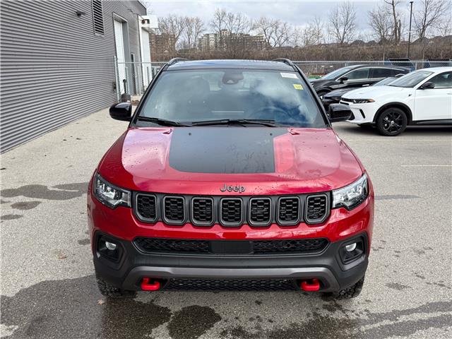 2026 Jeep Compass Trailhawk (Stk: 26211) in London - Image 2 of 26