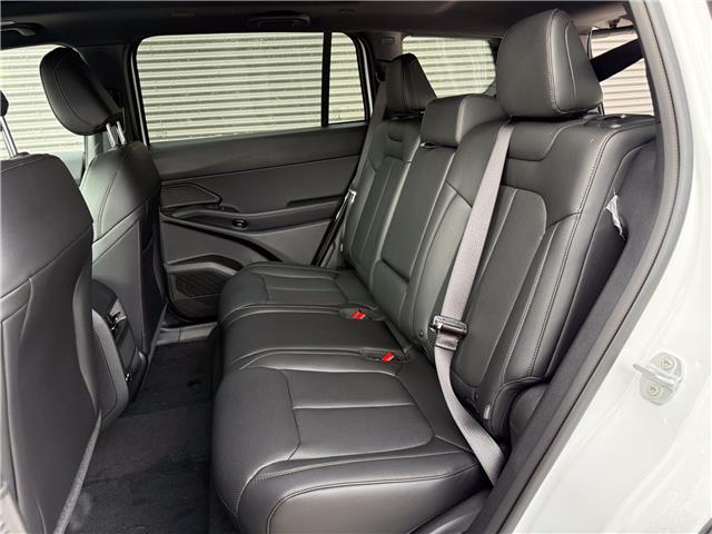 2026 Jeep Cherokee Laredo/Limited (Stk: 26213) in London - Image 11 of 25