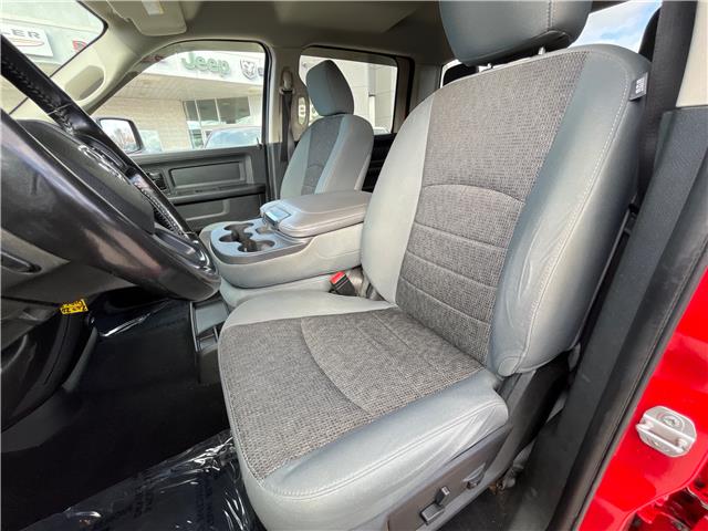 2020 RAM 1500 Classic ST (Stk: 26-818A) in Sarnia - Image 11 of 26