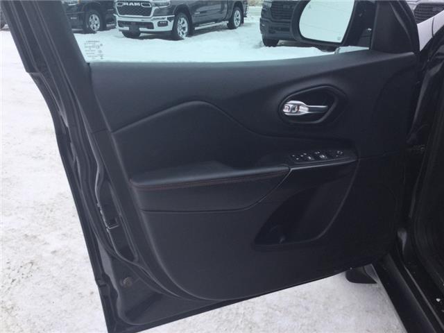 2022 Jeep Cherokee Trailhawk (Stk: GG024A) in Swan River - Image 7 of 21