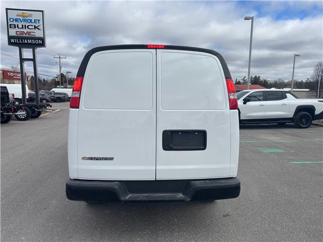 2024 Chevrolet Express 2500 Work Van (Stk: U9126A) in Uxbridge - Image 6 of 30
