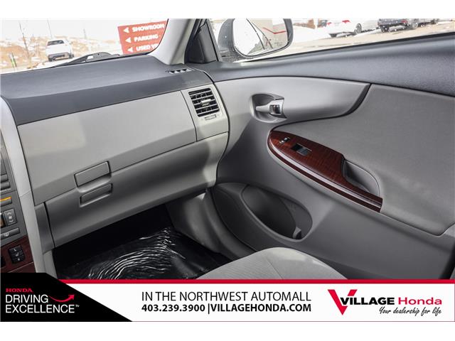 2011 Toyota Corolla LE (Stk: B9018A) in Calgary - Image 25 of 27