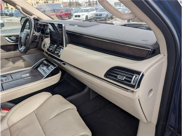 2019 Lincoln Navigator Reserve (Stk: S-2262A) in Calgary - Image 13 of 30