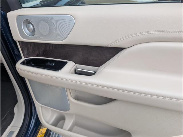 2019 Lincoln Navigator Reserve (Stk: S-2262A) in Calgary - Image 15 of 30