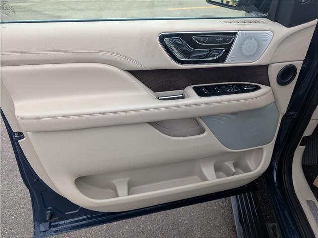 2019 Lincoln Navigator Reserve (Stk: S-2262A) in Calgary - Image 23 of 30