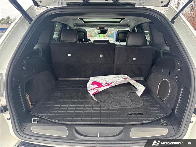 2021 Jeep Grand Cherokee Summit (Stk: 119254) in London - Image 11 of 23