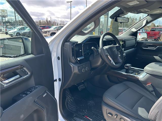2026 Chevrolet Silverado 1500 LT Trail Boss (Stk: 26-1068) in Listowel - Image 4 of 10