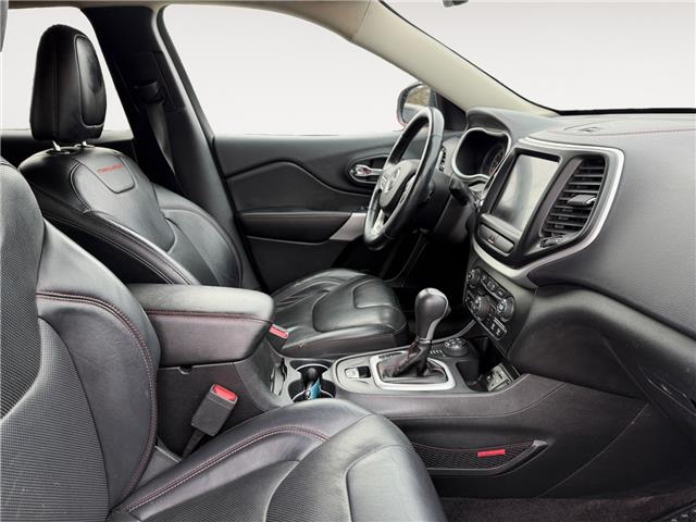 2017 Jeep Cherokee Trailhawk (Stk: C3398) in Regina - Image 15 of 22