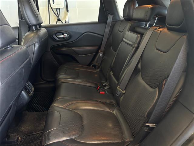 2016 Jeep Cherokee Trailhawk (Stk: 260106A) in Mississauga - Image 12 of 17