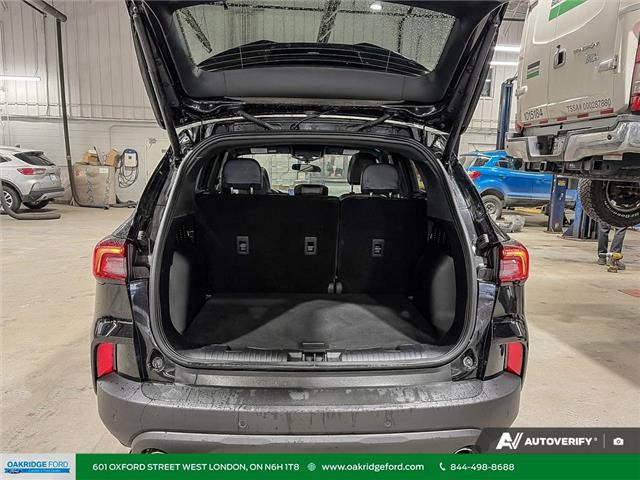 2025 Ford Escape ST-Line (Stk: Q16572) in London - Image 15 of 29