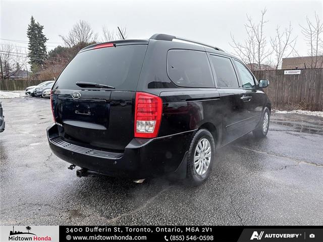 2011 Kia Sedona LX (Stk: B2501759) in North York - Image 15 of 29