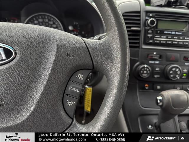2011 Kia Sedona LX (Stk: B2501759) in North York - Image 20 of 29
