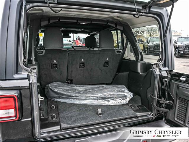 2024 Jeep Wrangler Sport (Stk: U6371) in Grimsby - Image 6 of 31
