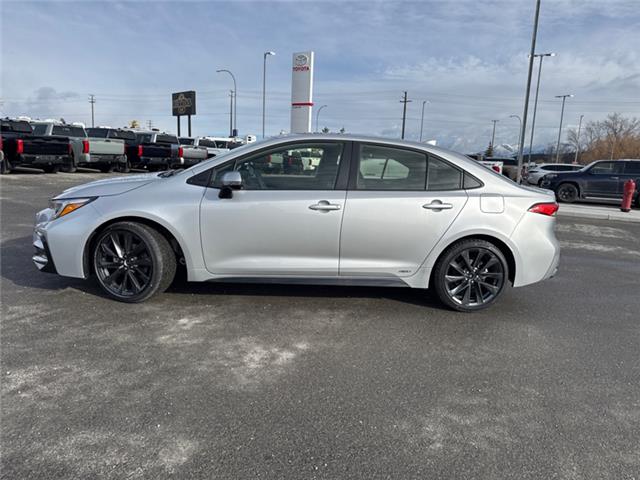 2026 Toyota Corolla Hybrid SE (Stk: 3032395) in Cranbrook - Image 2 of 20