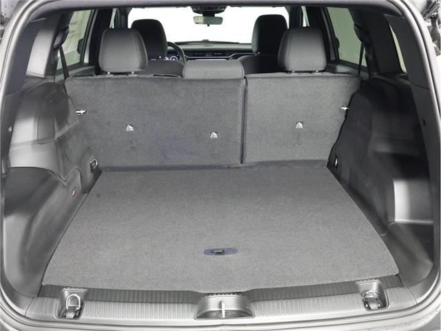 2026 Jeep Cherokee  (Stk: 26J069) in Calgary - Image 8 of 19