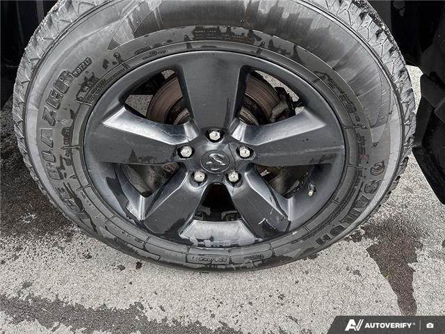 2022 RAM 1500 Classic SLT (Stk: 165381) in London - Image 7 of 22