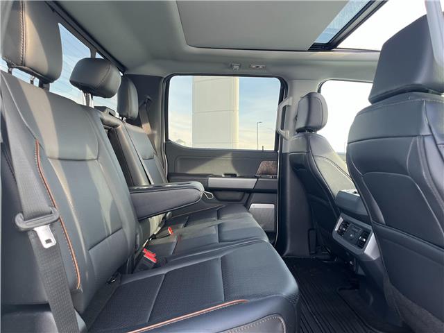 2026 Ford F-350 Lariat (Stk: T32232) in Hague - Image 12 of 13