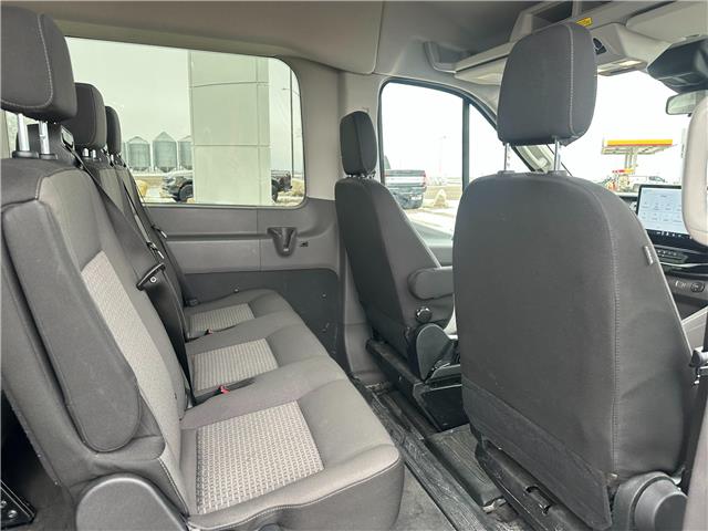 2024 Ford Transit-350 Passenger XLT (Stk: U21940) in Hague - Image 14 of 15