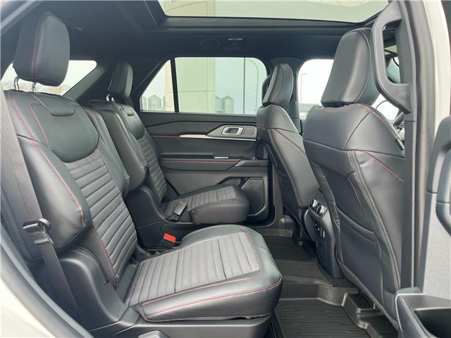 2026 Ford Explorer ST-Line (Stk: T43528) in Hague - Image 12 of 14