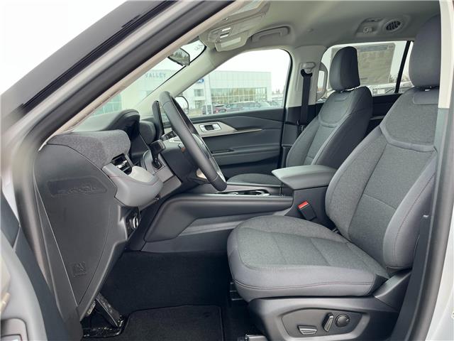 2026 Ford Explorer Active (Stk: T49323) in Hague - Image 9 of 13