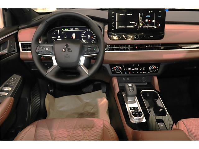 2026 Mitsubishi Outlander PHEV GT (Stk: P26335) in Edmonton - Image 16 of 35