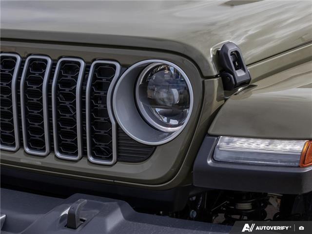 2026 Jeep Wrangler Sahara (Stk: T5013) in Welland - Image 10 of 27