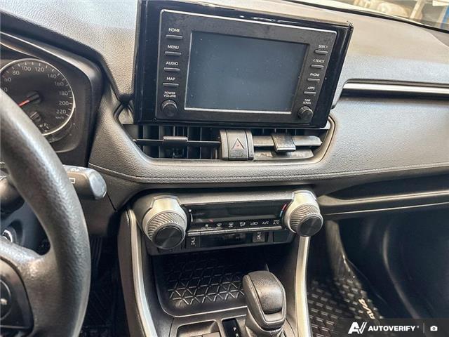 2021 Toyota RAV4 LE (Stk: 165391) in London - Image 19 of 26