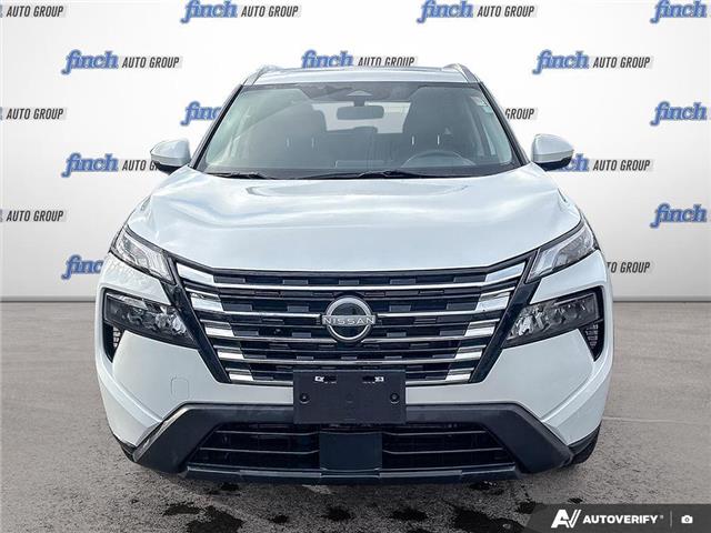 2024 Nissan Rogue SV Moonroof (Stk: 165443) in London - Image 2 of 23