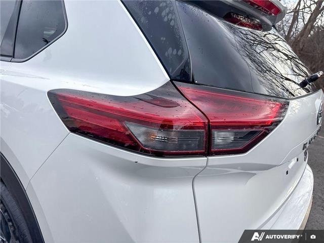 2024 Nissan Rogue SV Moonroof (Stk: 165443) in London - Image 9 of 23