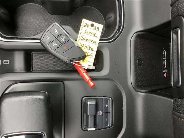 2024 GMC Sierra 1500 AT4 (Stk: S2765) in Cornwall - Image 10 of 30