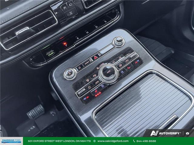 2022 Lincoln Nautilus Reserve (Stk: Q16574) in London - Image 22 of 29