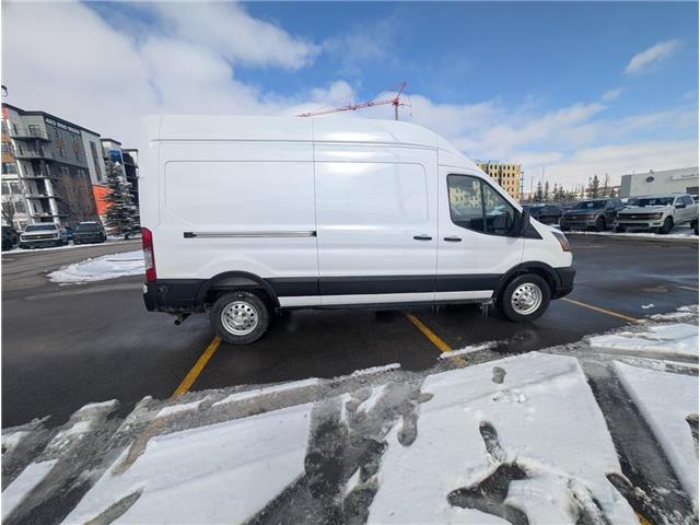 2025 Ford Transit-250 Cargo Base (Stk: 19454) in Calgary - Image 8 of 20 2025 Ford Transit-250 Cargo Base (Stk: 19454) in Calgary - Image 8 of 20