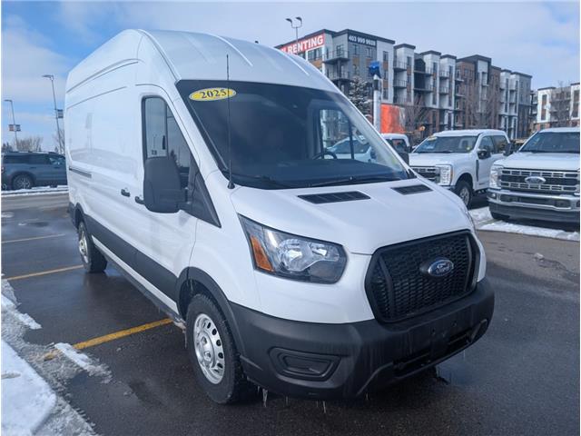 2025 Ford Transit-250 Cargo Base (Stk: 19454) in Calgary - Image 9 of 20 2025 Ford Transit-250 Cargo Base (Stk: 19454) in Calgary - Image 9 of 20