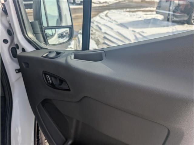 2025 Ford Transit-250 Cargo Base (Stk: 19454) in Calgary - Image 11 of 20 2025 Ford Transit-250 Cargo Base (Stk: 19454) in Calgary - Image 11 of 20