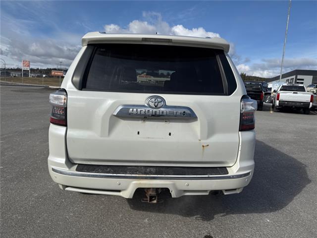 2016 Toyota 4Runner SR5 (Stk: X369732B) in Cranbrook - Image 4 of 20