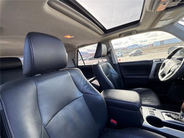 2016 Toyota 4Runner SR5 (Stk: X369732B) in Cranbrook - Image 12 of 20