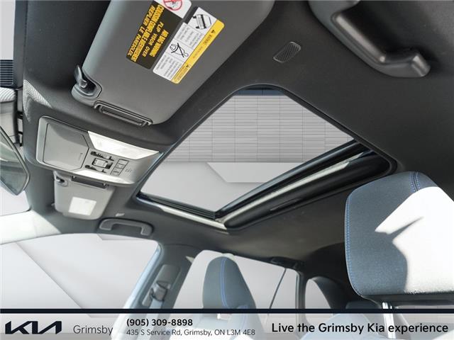 2025 Toyota RAV4 Hybrid Se | DASH CAM | AWD | SUN ROOF | CAR PLAY (Stk: U3236) in Grimsby - Image 13 of 19