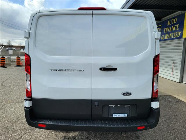 2021 Ford Transit Cargo Van 250 LOW ROOF | REAR CAM | BLUETOOTH (Stk: R12545) in St. Catharines - Image 15 of 22
