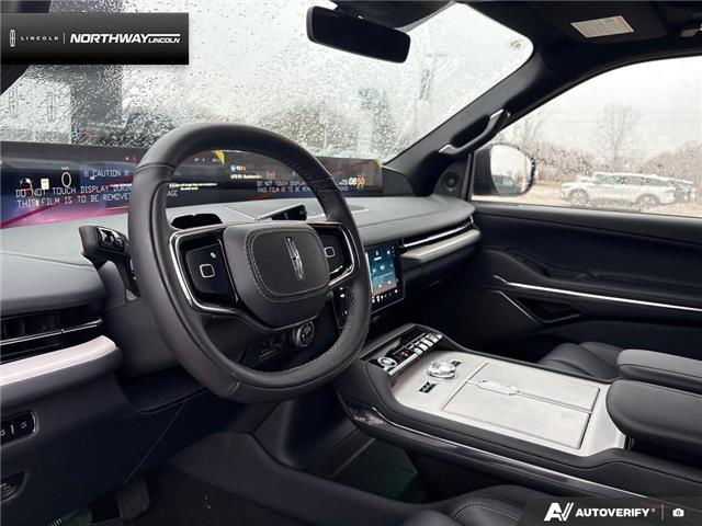 2026 Lincoln Navigator L Reserve (Stk: 6LN5200) in Brantford - Image 11 of 23